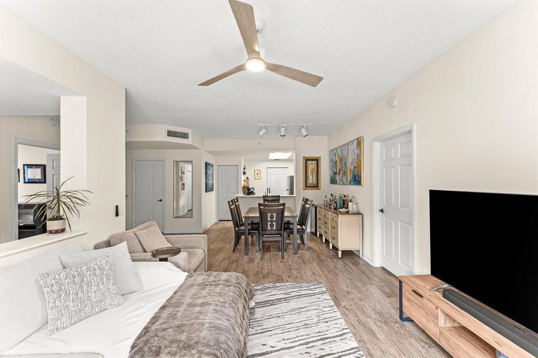 015-2801SarentoPlace-102-PalmBeachGarden