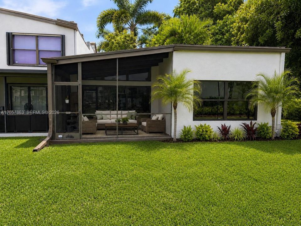 For Sale: $450,000 (2 beds, 2 baths, 1460 Square Feet)