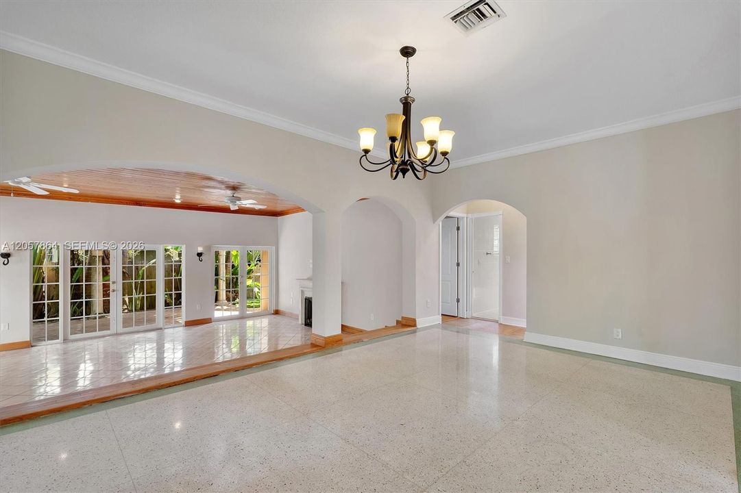 В аренду: $9,500 (3 спален, 2 ванн, 2852 Квадратных фут)