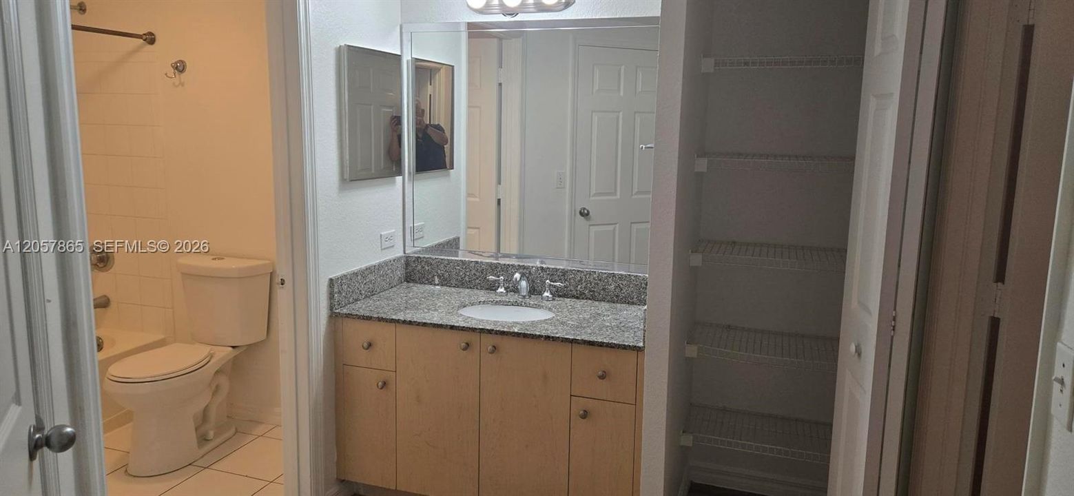 En Venta: $390,000 (3 camas, 2 baños, 1450 Pies cuadrados)