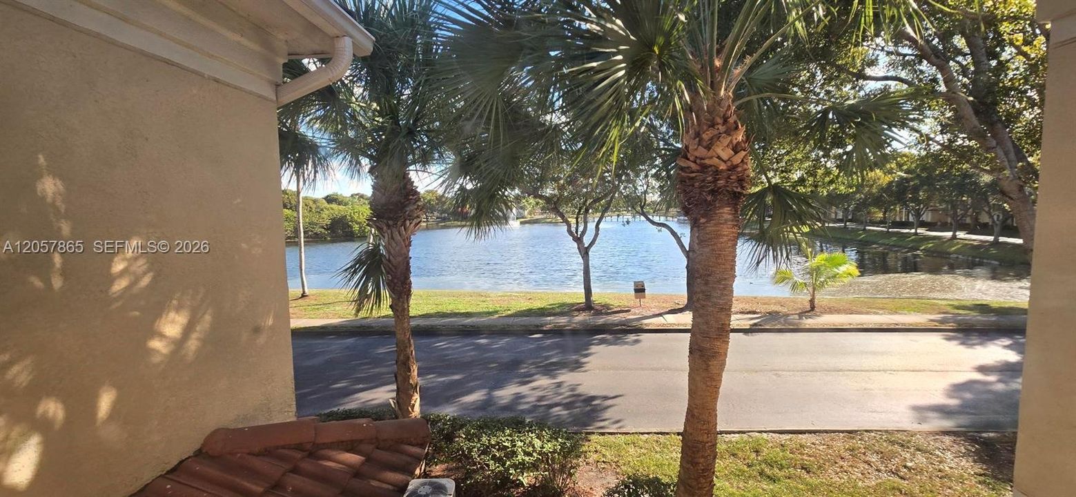 En Venta: $390,000 (3 camas, 2 baños, 1450 Pies cuadrados)