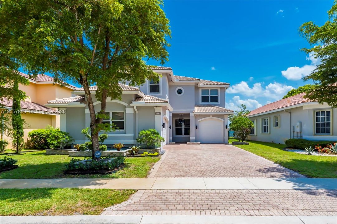 For Sale: $1,150,000 (5 beds, 4 baths, 3372 Square Feet)