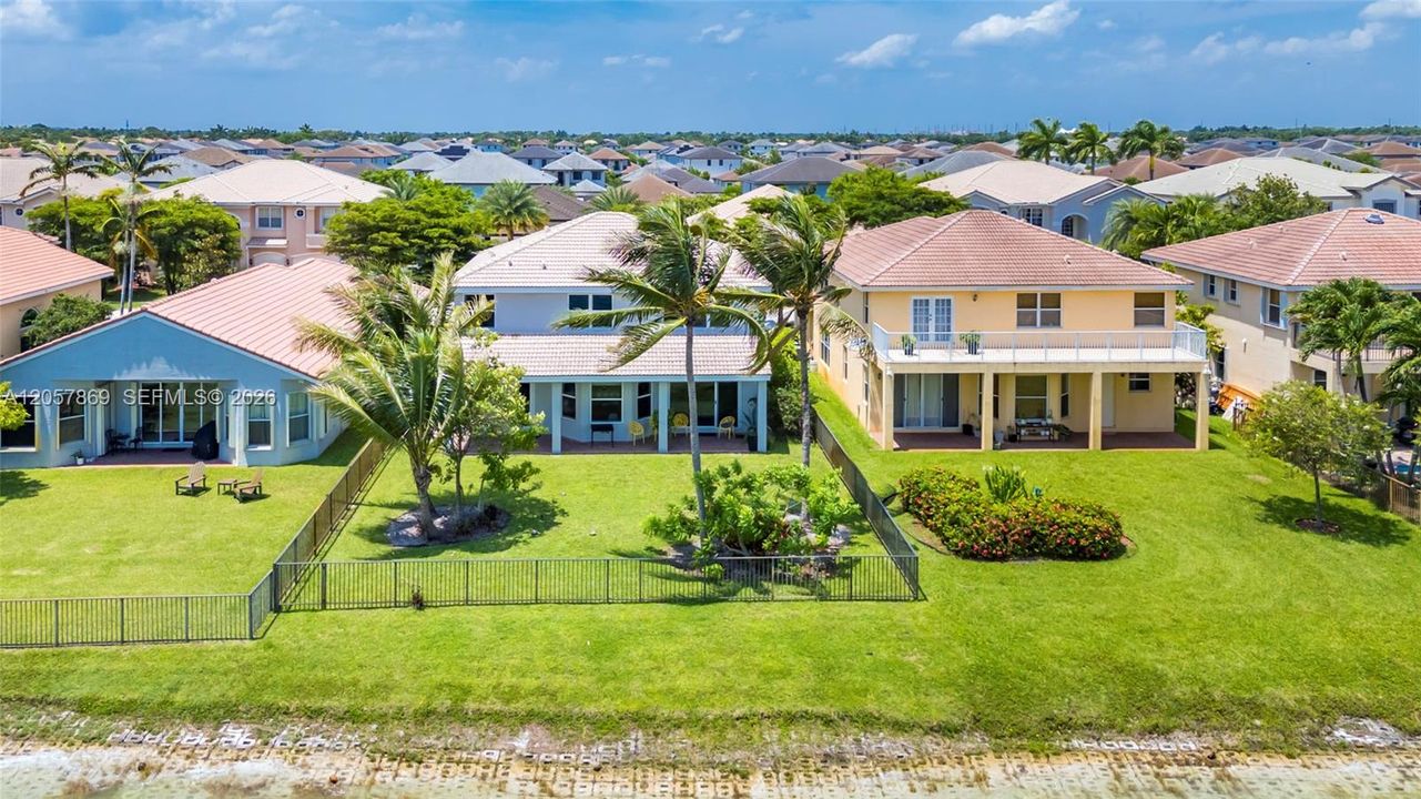 For Sale: $1,150,000 (5 beds, 4 baths, 3372 Square Feet)