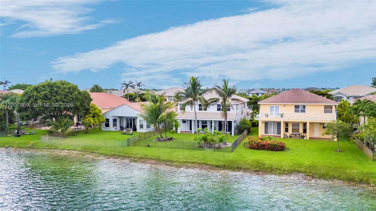 For Sale: $1,150,000 (5 beds, 4 baths, 3372 Square Feet)