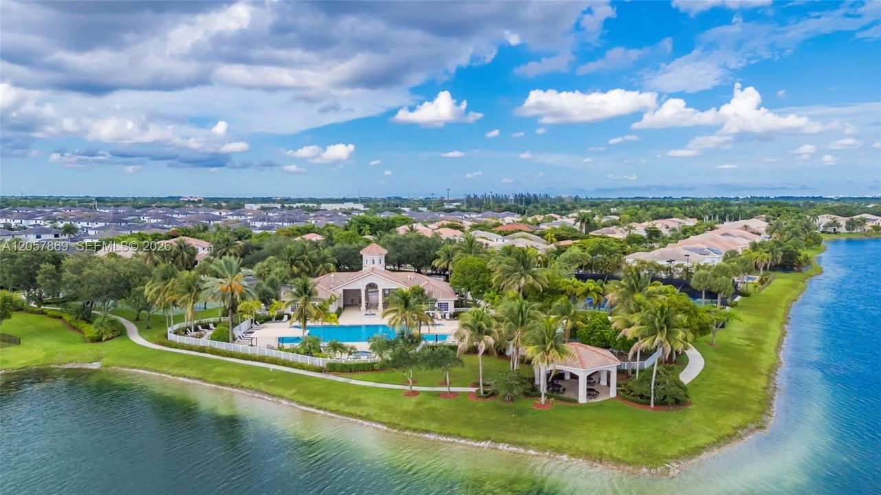 For Sale: $1,150,000 (5 beds, 4 baths, 3372 Square Feet)