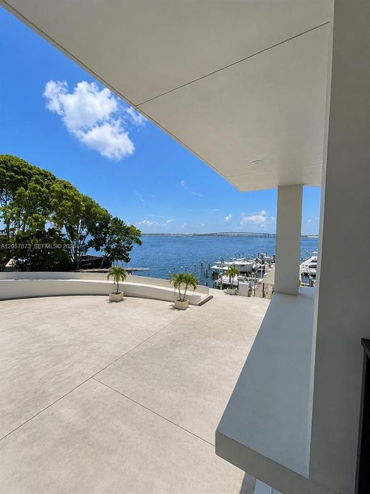 En Venta: $2,200,000 (3 camas, 3 baños, 3842 Pies cuadrados)