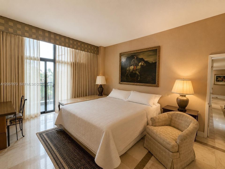 En Venta: $2,200,000 (3 camas, 3 baños, 3842 Pies cuadrados)