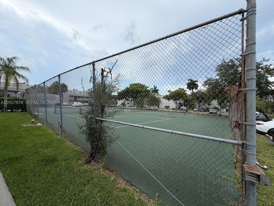 Community Tennis Courts