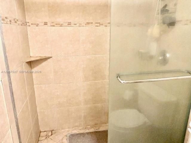 На продажу: $149,000 (2 спален, 2 ванн, 1074 Квадратных фут)
