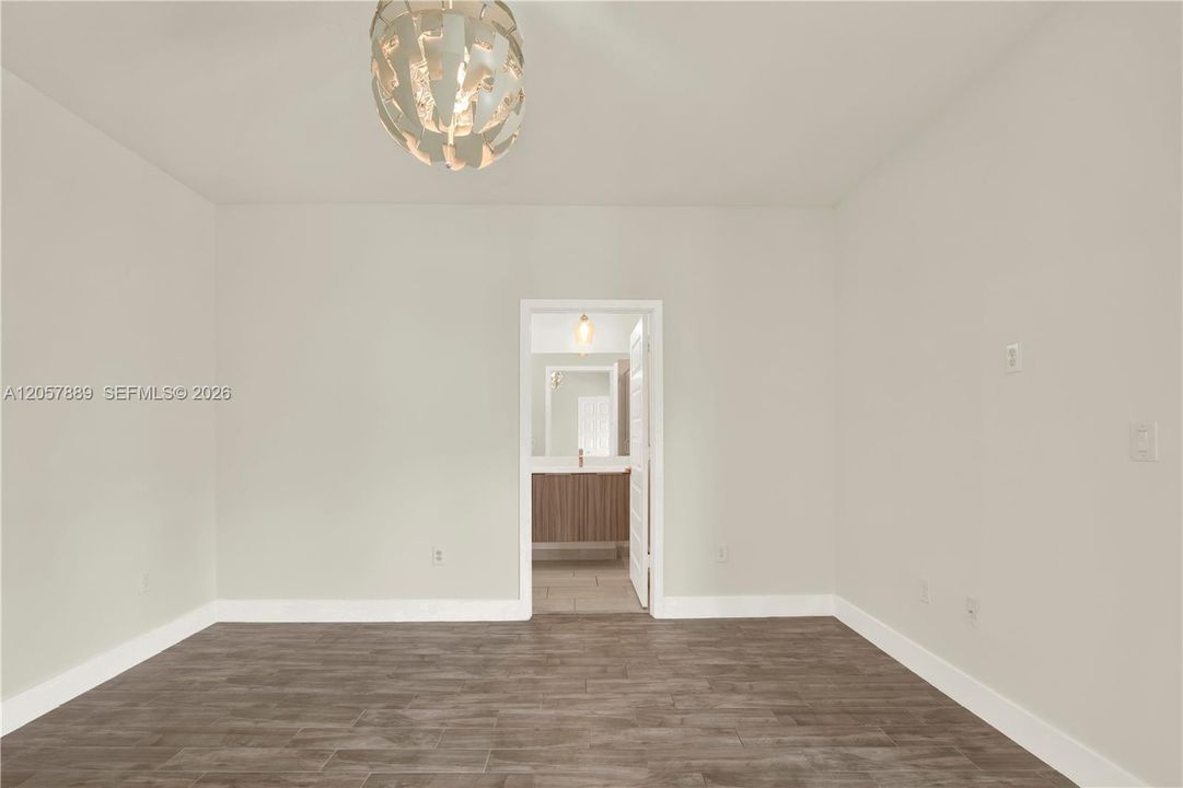 For Sale: $729,000 (3 beds, 2 baths, 1570 Square Feet)