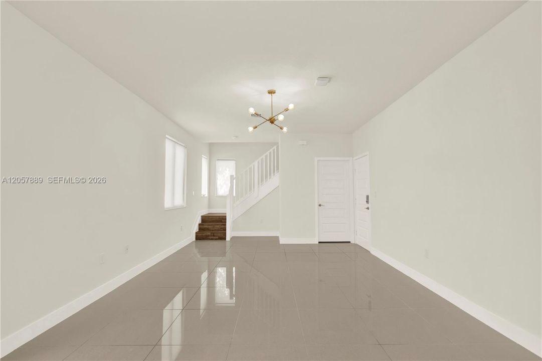 For Sale: $729,000 (3 beds, 2 baths, 1570 Square Feet)