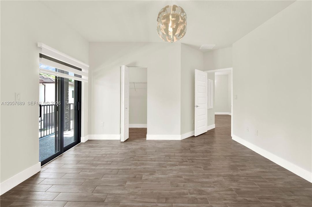 For Sale: $729,000 (3 beds, 2 baths, 1570 Square Feet)