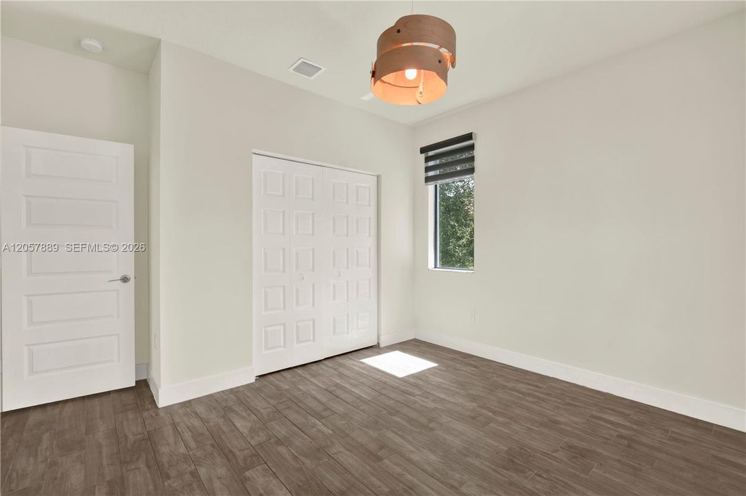 For Sale: $729,000 (3 beds, 2 baths, 1570 Square Feet)
