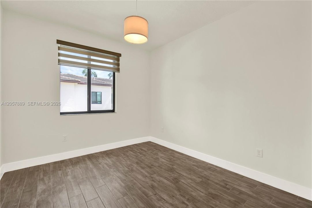 For Sale: $729,000 (3 beds, 2 baths, 1570 Square Feet)