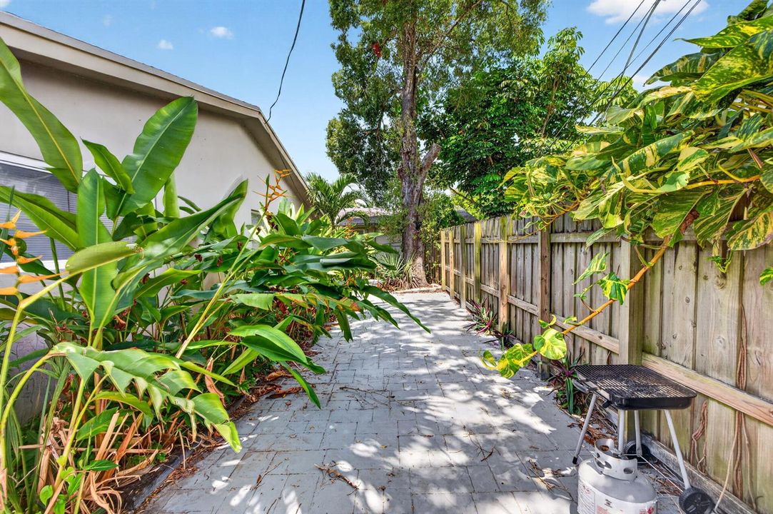 22-web-or-mls-699A2171
