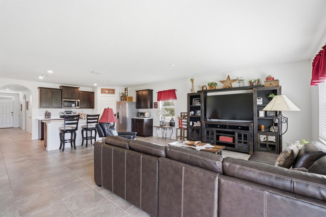 Living- Kitchen