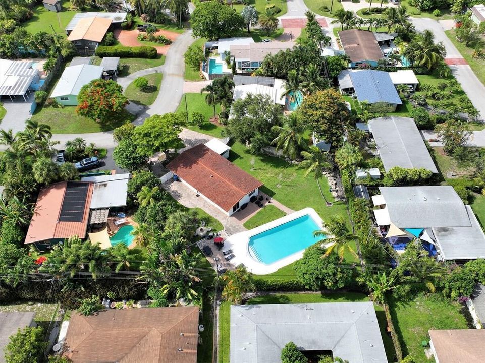 lot size over 13,000 sf