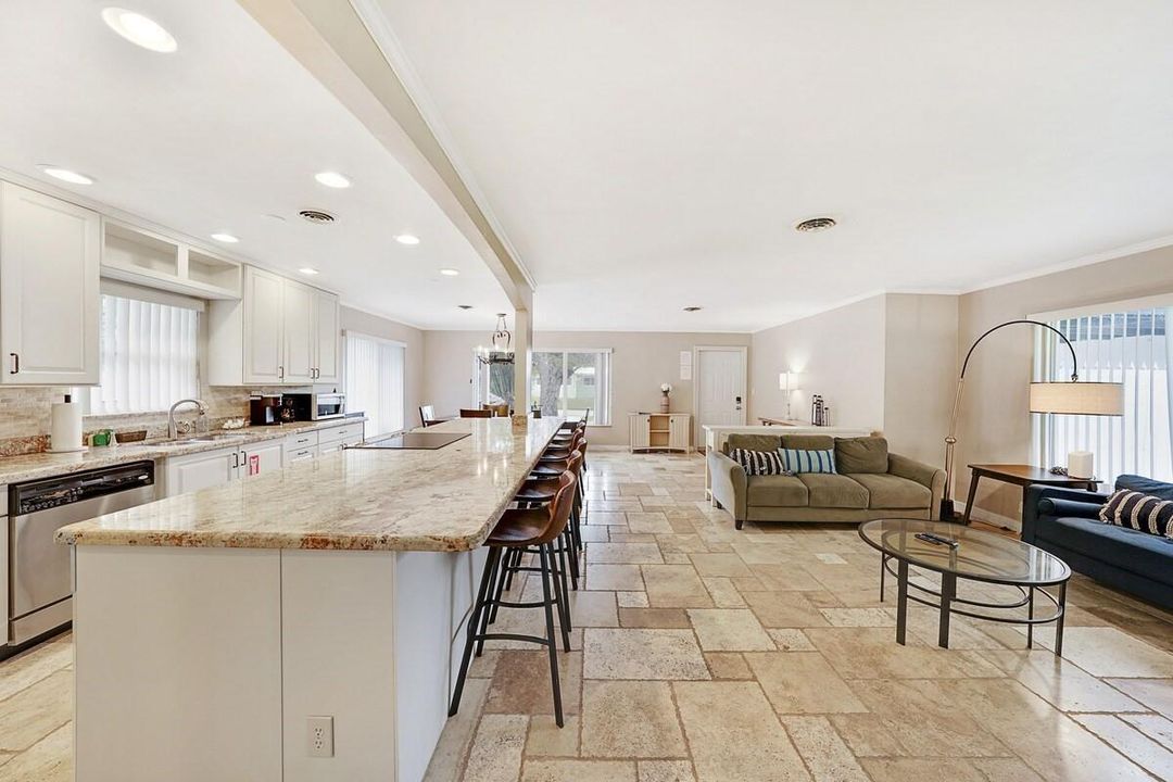 Open space Living/dining/Kitchen