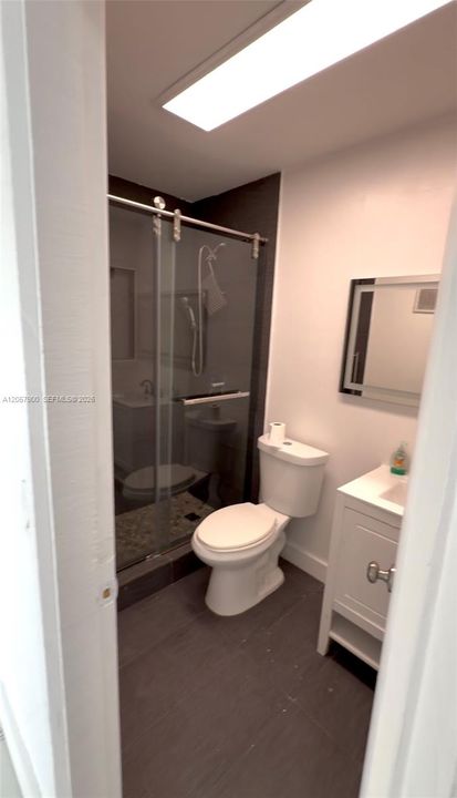В аренду: $4,000 (3 спален, 2 ванн, 1319 Квадратных фут)