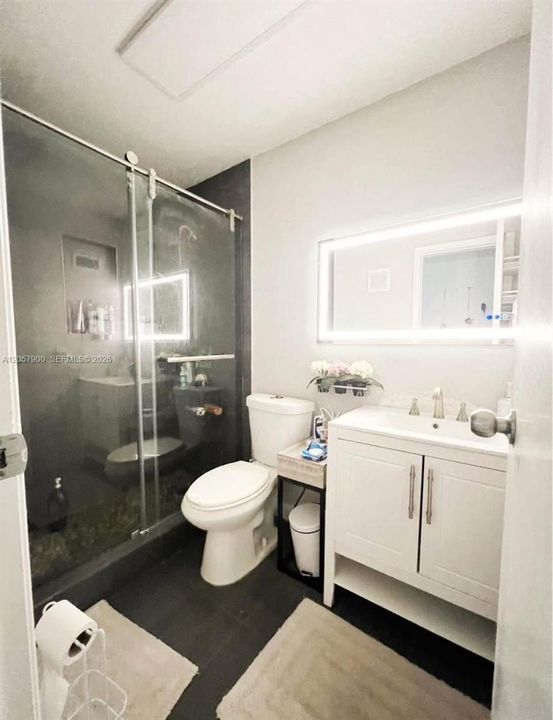 В аренду: $4,000 (3 спален, 2 ванн, 1319 Квадратных фут)