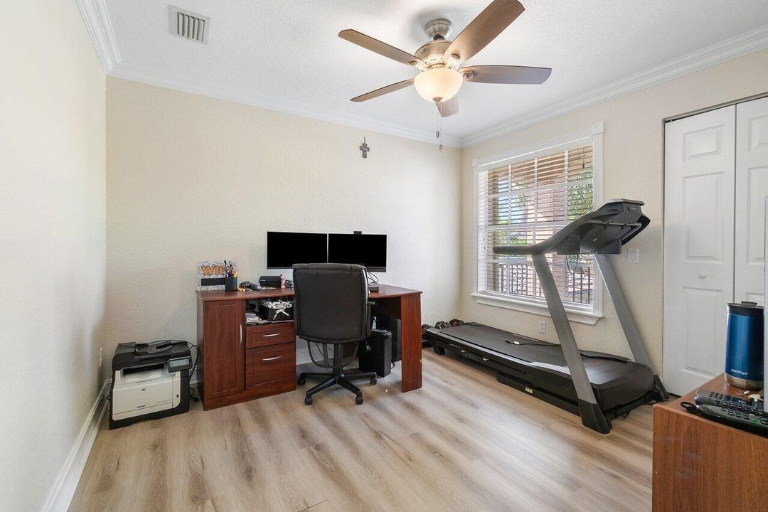 020-11380SandstoneHillTerrace-BoyntonBea