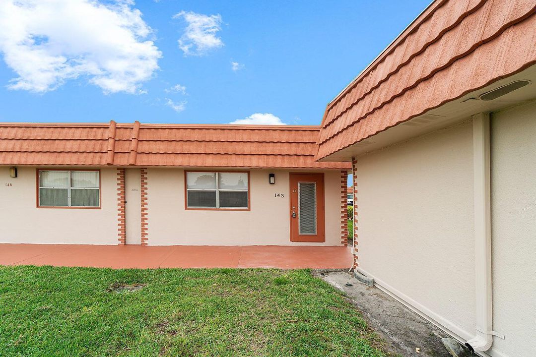 002-143SevilleWay-DelrayBeach-FL-small