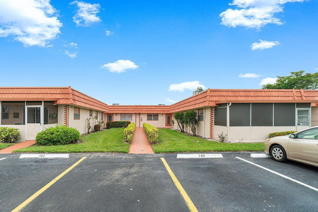 006-143SevilleWay-DelrayBeach-FL-small