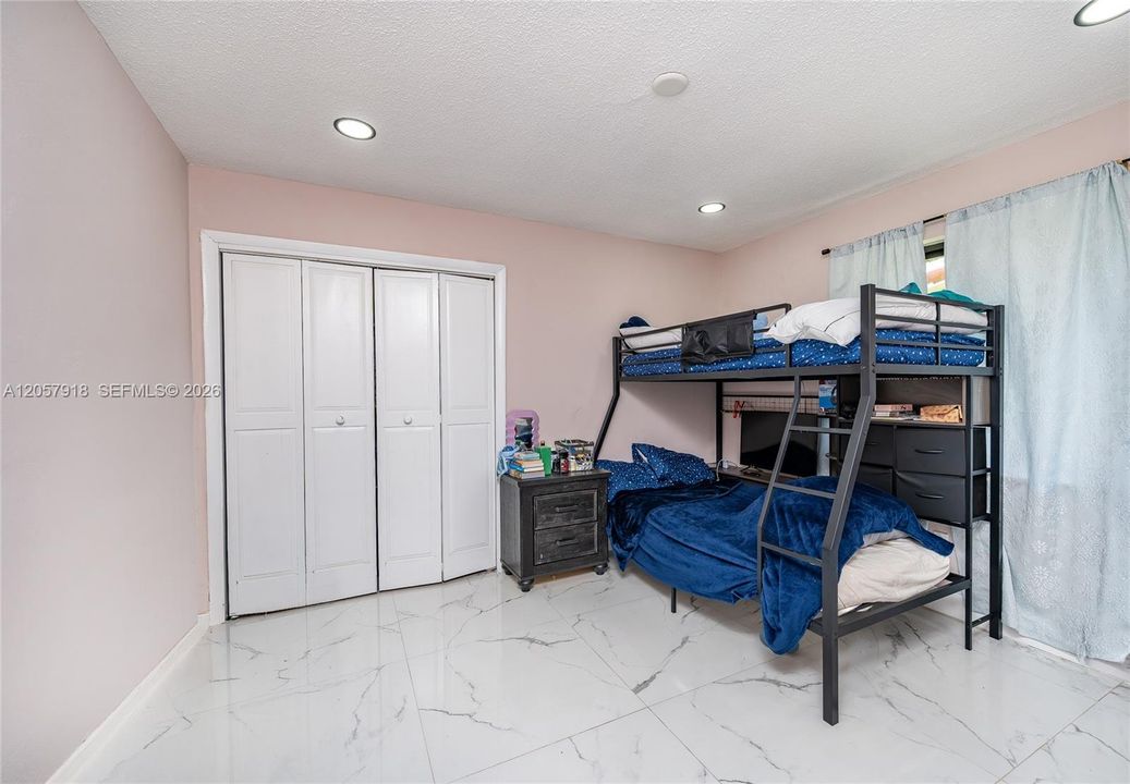 For Sale: $1,250,000 (0 beds, 0 baths, 2578 Square Feet)