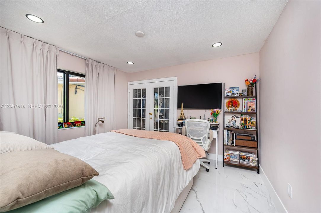 For Sale: $1,250,000 (0 beds, 0 baths, 2578 Square Feet)