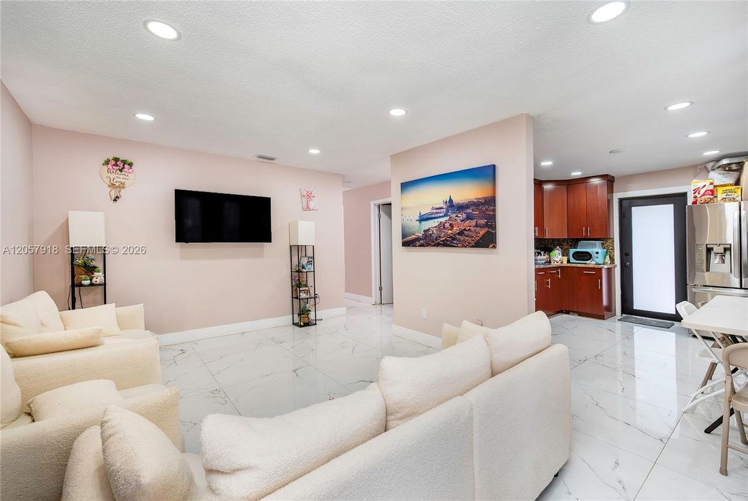 For Sale: $1,250,000 (0 beds, 0 baths, 2578 Square Feet)