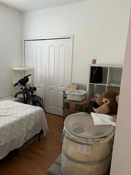 For Rent: $2,500 (3 beds, 2 baths, 1142 Square Feet)