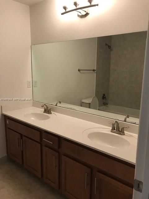 En Venta: $539,000 (3 camas, 2 baños, 1777 Pies cuadrados)
