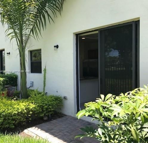 For Sale: $539,000 (3 beds, 2 baths, 1777 Square Feet)