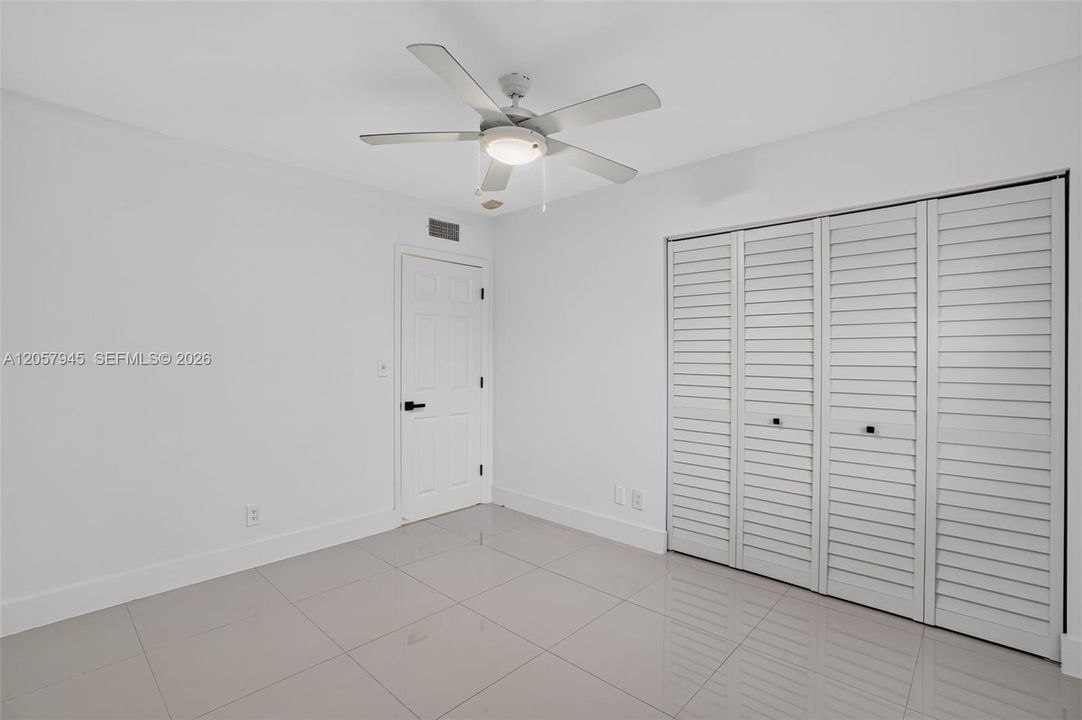 В аренду: $2,650 (3 спален, 2 ванн, 1227 Квадратных фут)