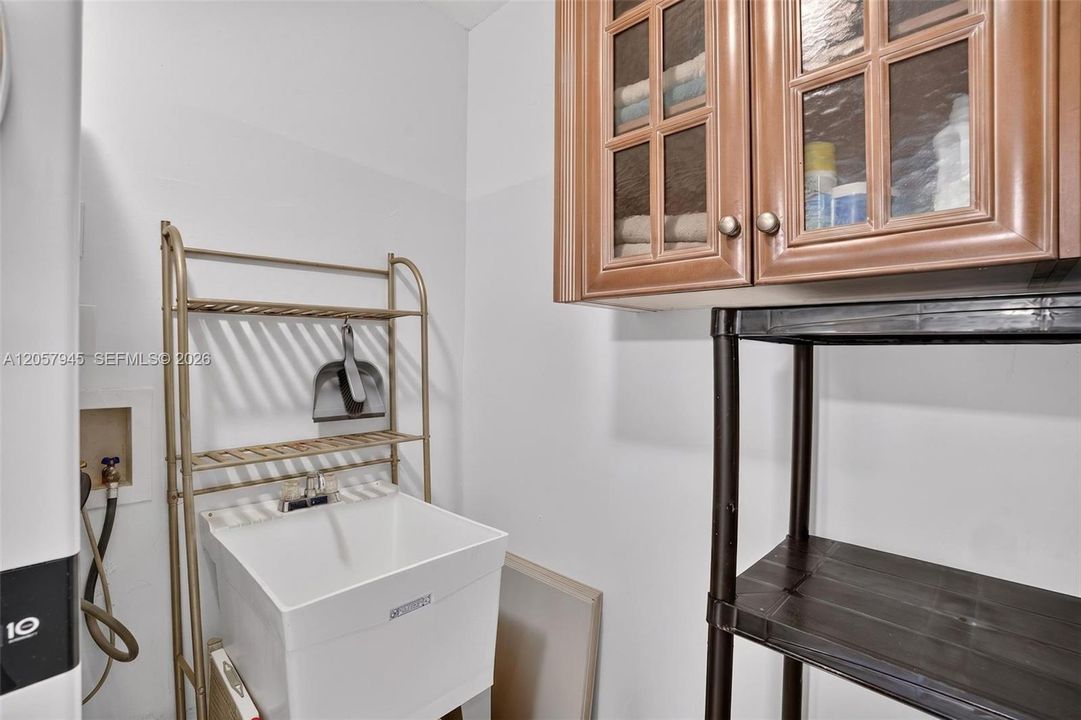 В аренду: $2,650 (3 спален, 2 ванн, 1227 Квадратных фут)