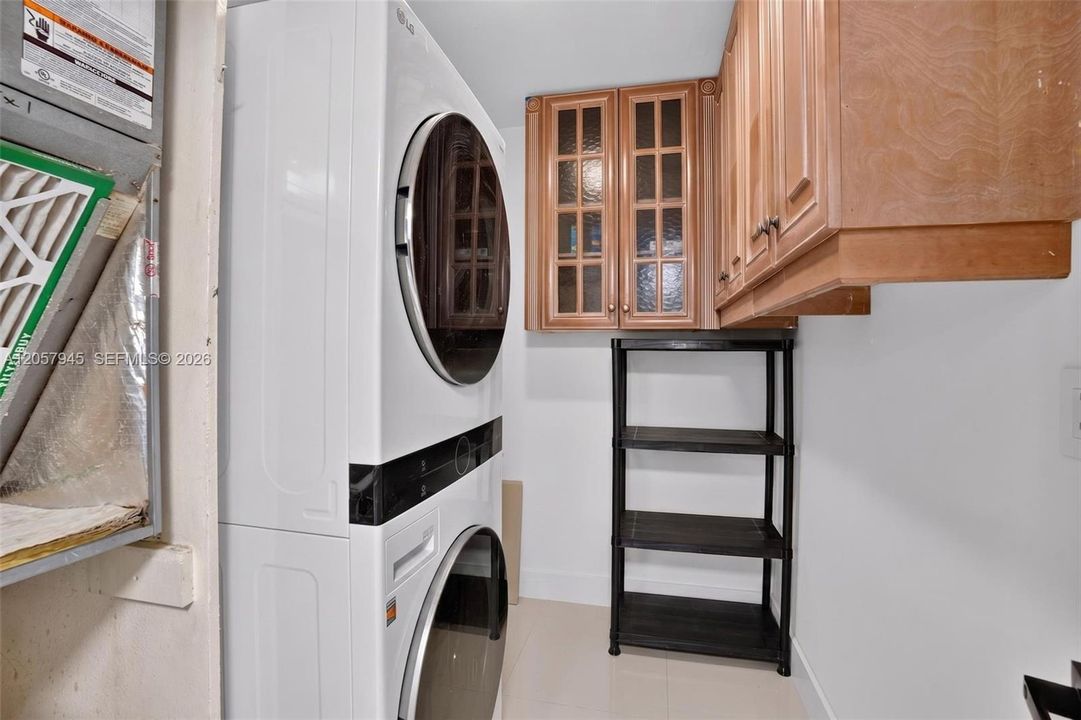 В аренду: $2,650 (3 спален, 2 ванн, 1227 Квадратных фут)
