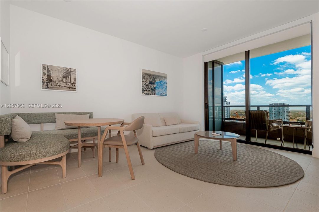 В аренду: $2,950 (1 спален, 1 ванн, 439 Квадратных фут)