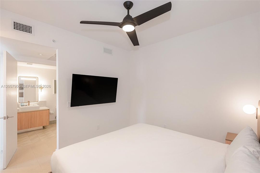 В аренду: $2,950 (1 спален, 1 ванн, 439 Квадратных фут)