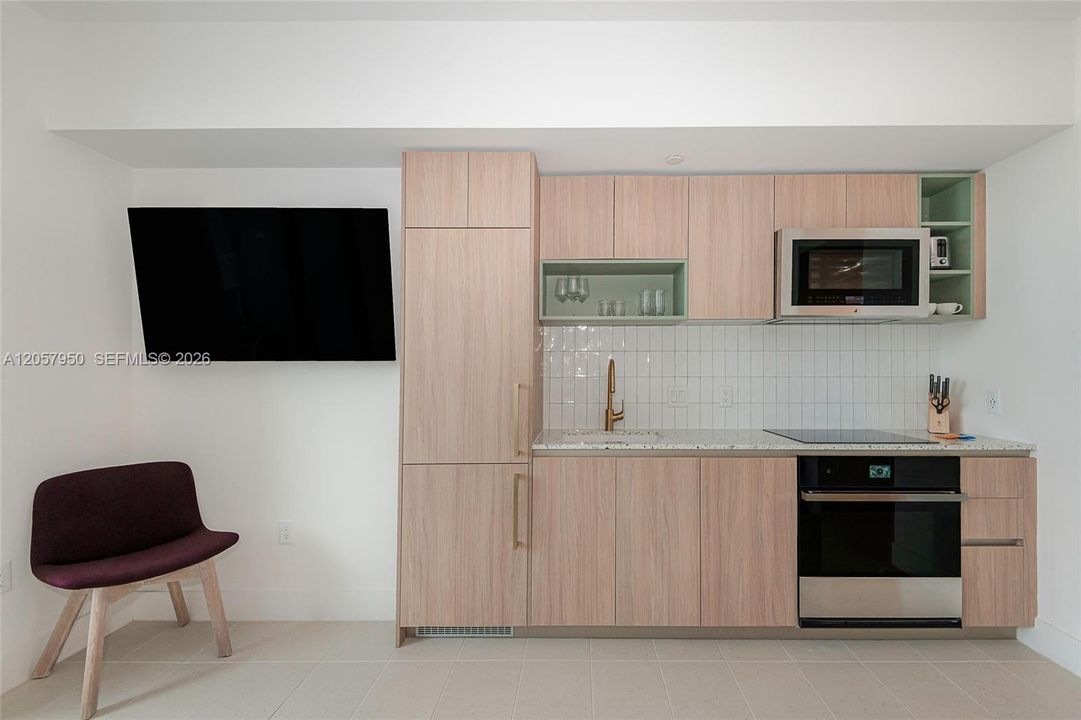 В аренду: $2,950 (1 спален, 1 ванн, 439 Квадратных фут)