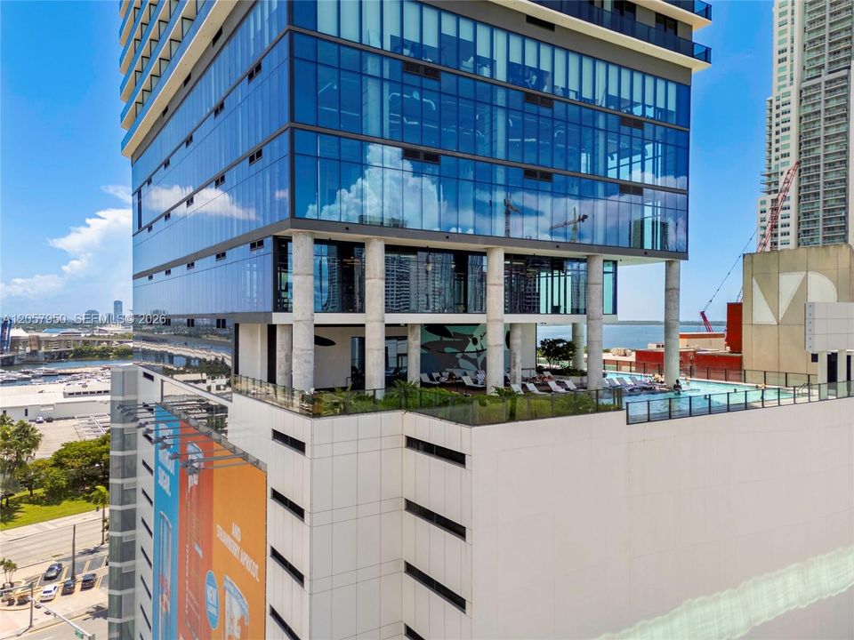 В аренду: $2,950 (1 спален, 1 ванн, 439 Квадратных фут)