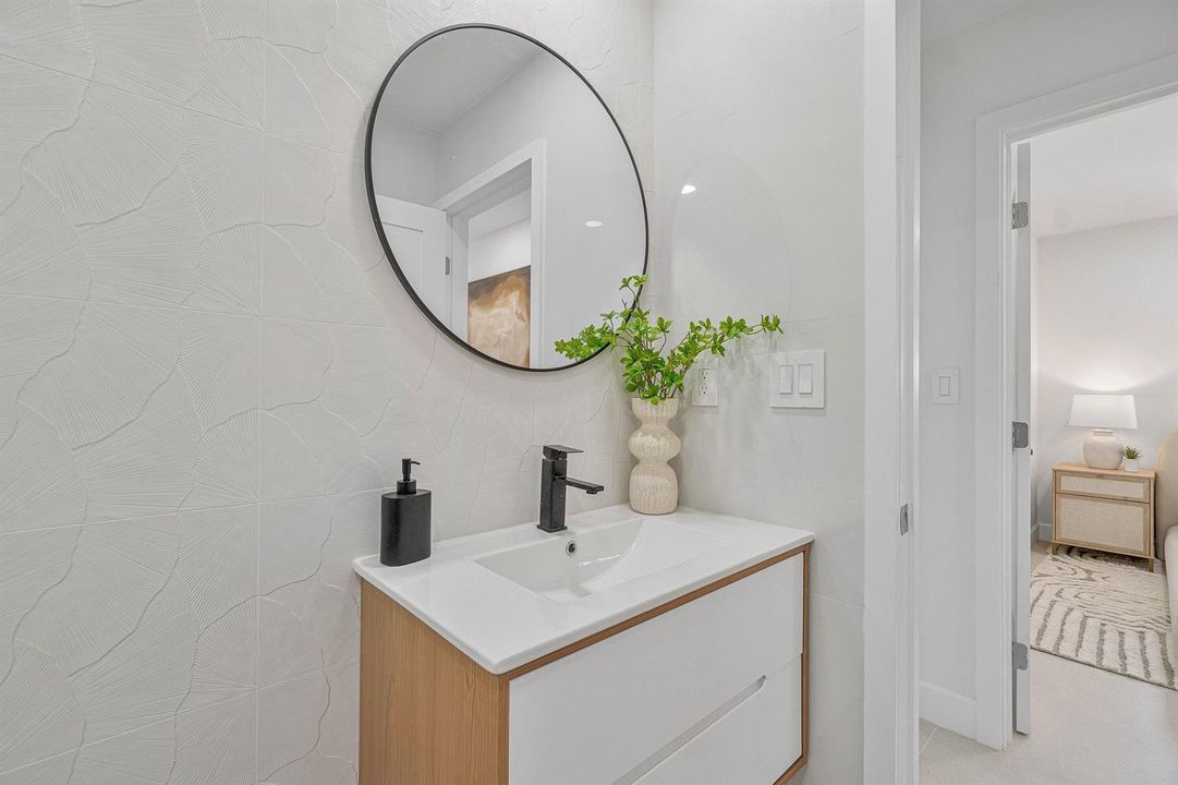 034-2708Northeast1stAvenue-WiltonManors-