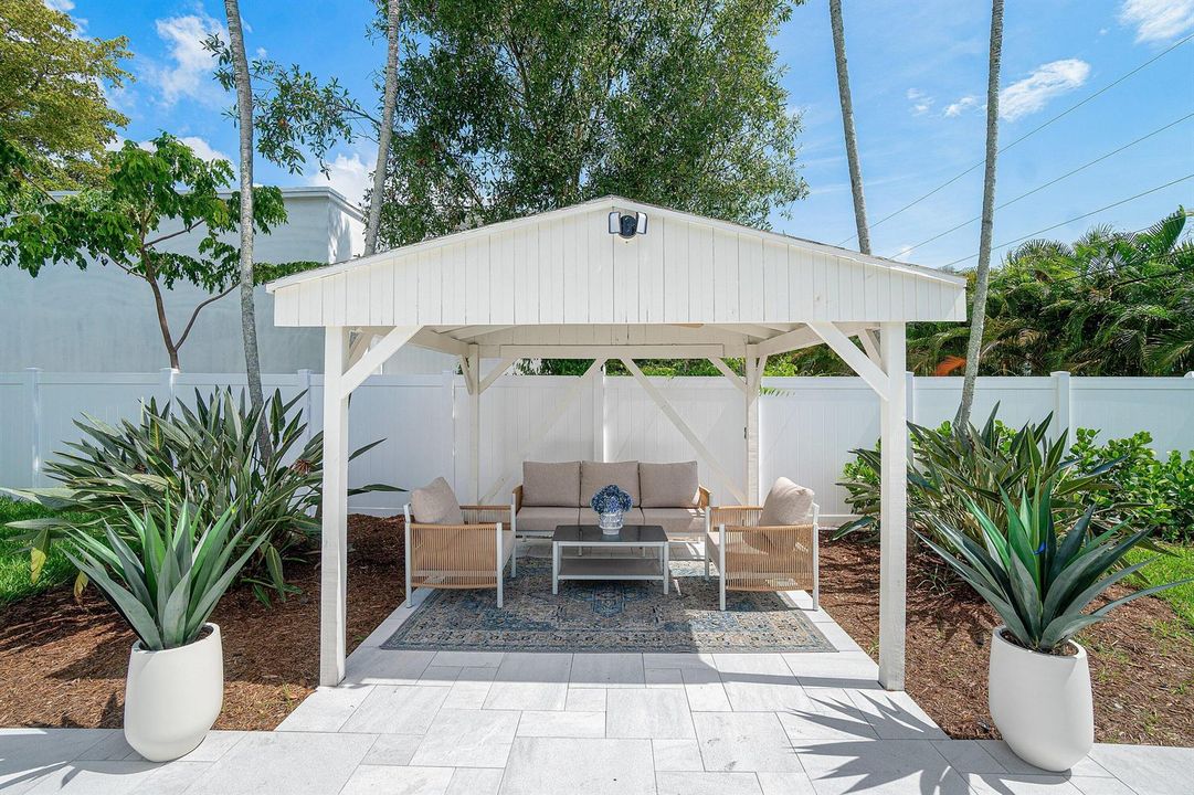057-2708Northeast1stAvenue-WiltonManors-