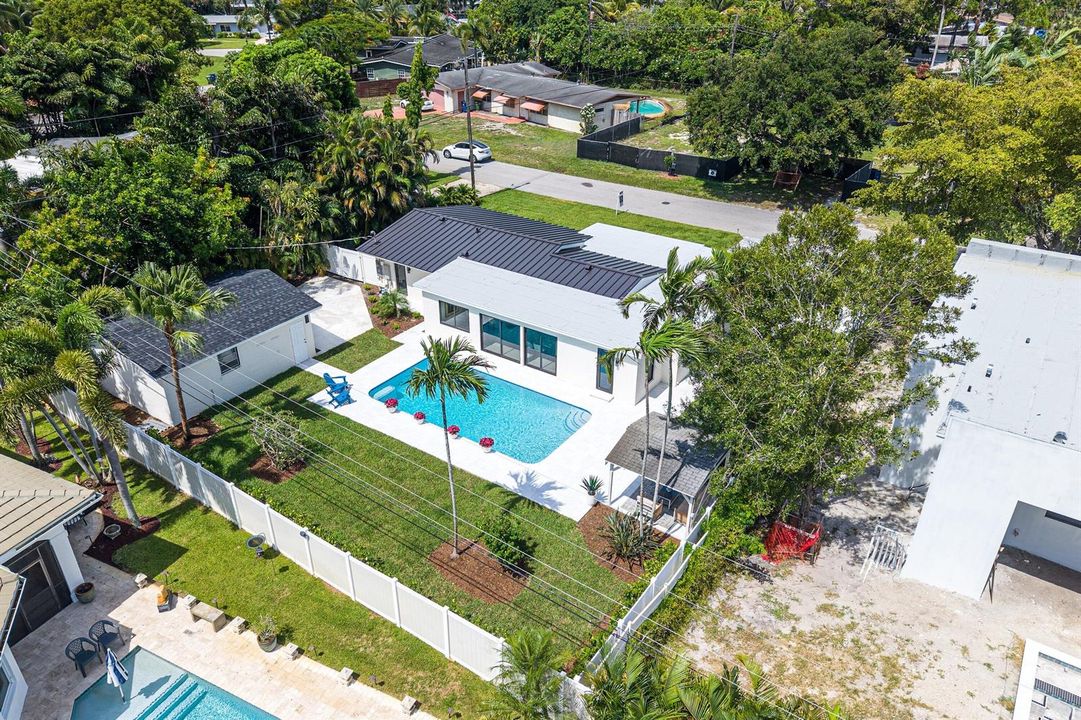 069-2708Northeast1stAvenue-WiltonManors-