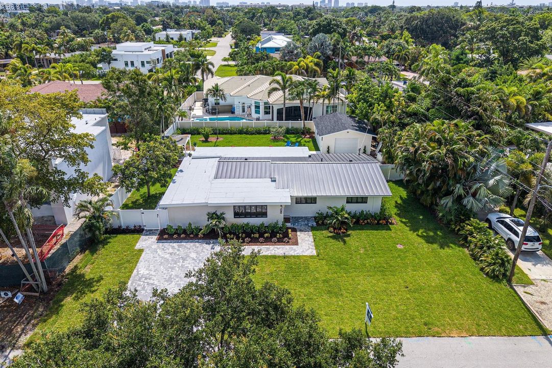 061-2708Northeast1stAvenue-WiltonManors-