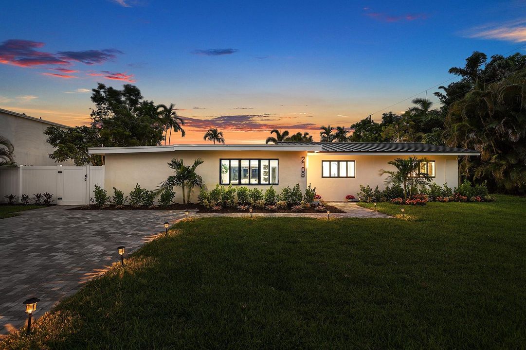 071-2708Northeast1stAvenue-WiltonManors-
