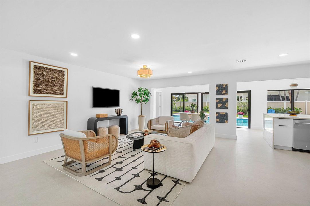008-2708Northeast1stAvenue-WiltonManors-