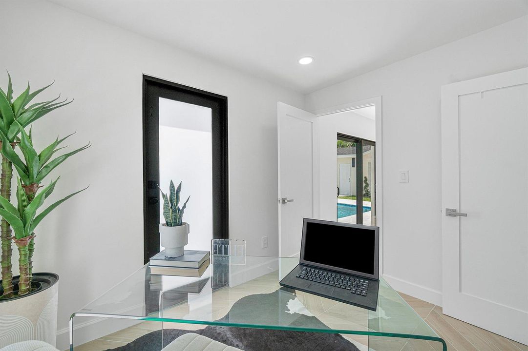 047-2708Northeast1stAvenue-WiltonManors-