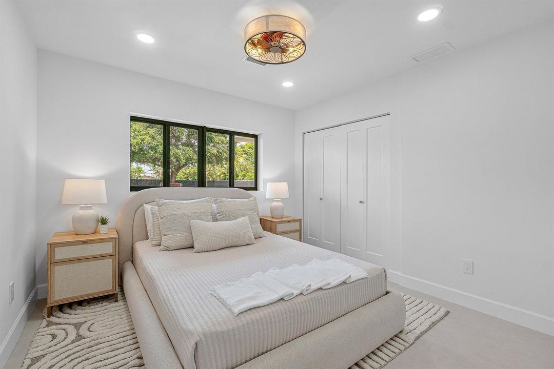 036-2708Northeast1stAvenue-WiltonManors-