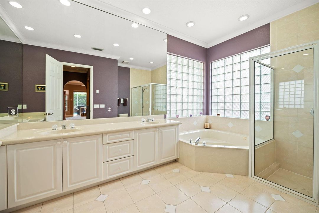 17-web-or-mls-77-nw-108th-way