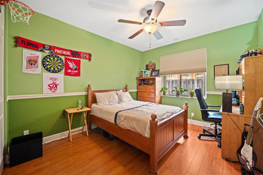 20-web-or-mls-77-nw-108th-way